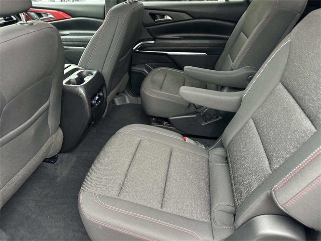 Used 2024 Chevrolet Traverse Z71 image 24