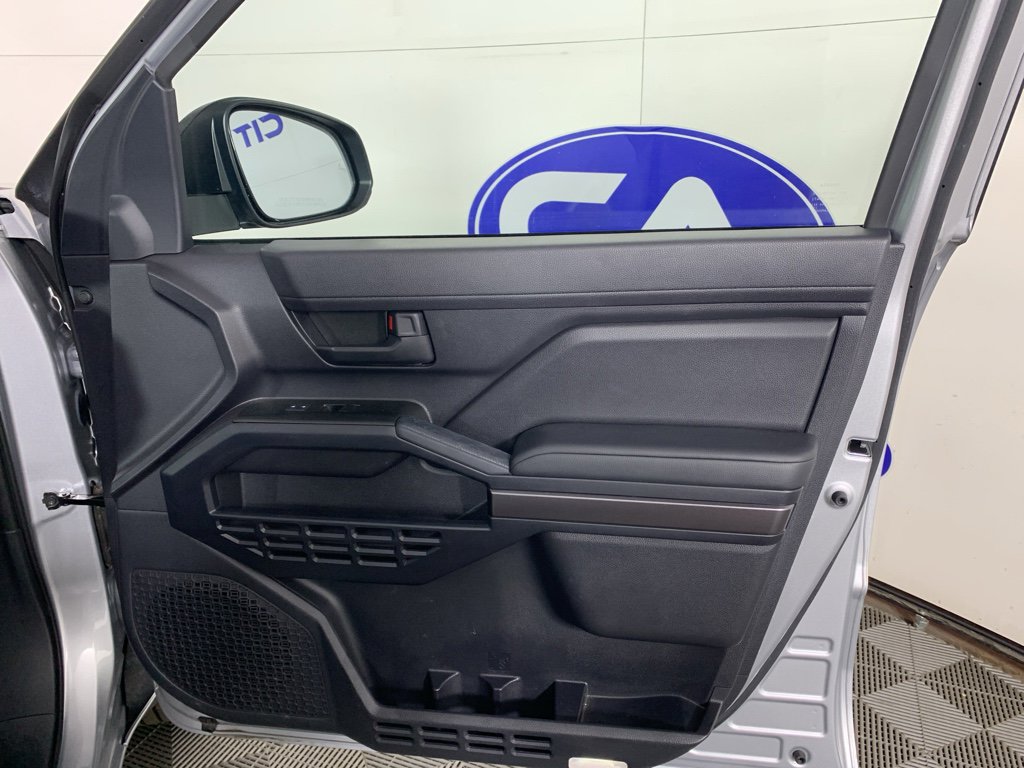 Used 2025 Toyota 4Runner SR5 image 39