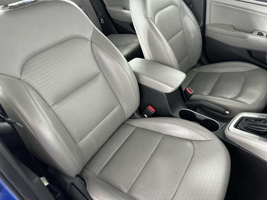 Used 2017 Hyundai Elantra Limited w/ Cargo Package image 28