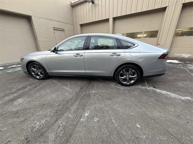Used 2024 Honda Accord EX image 10