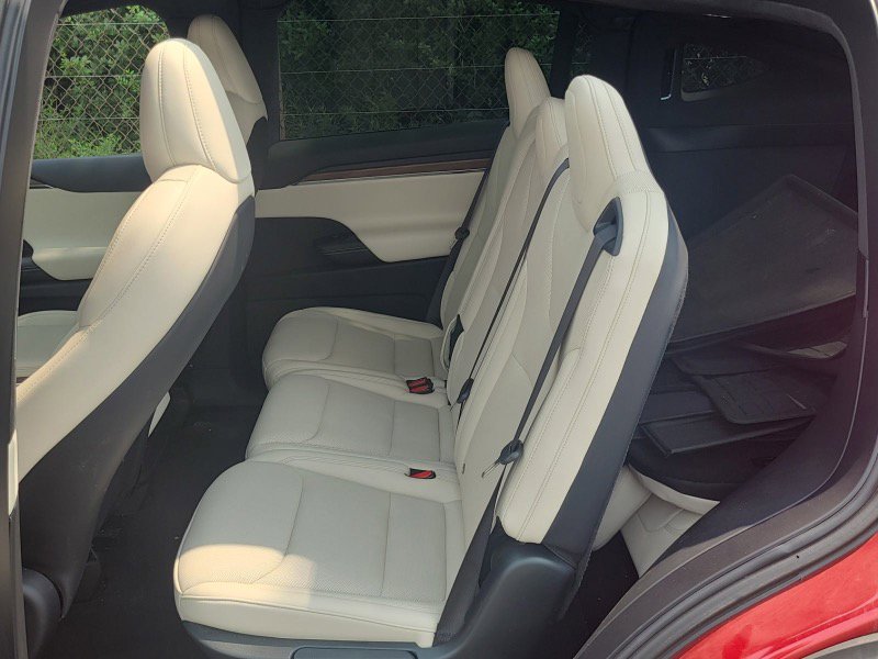 Used 2023 Tesla Model X image 6