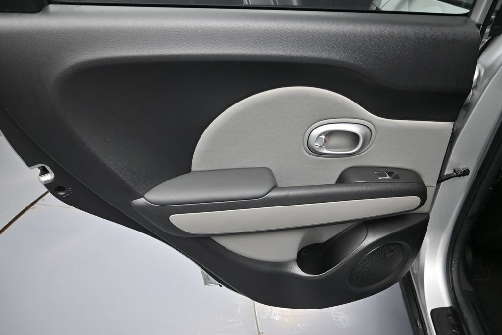 Used 2017 Kia Soul FWD image 24