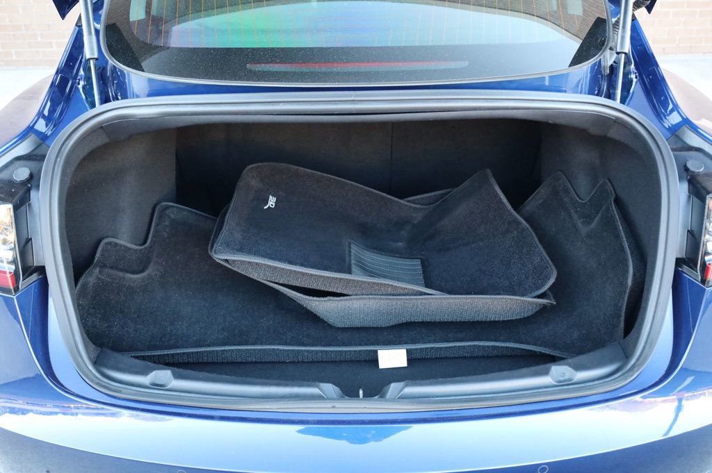 Used 2019 Tesla Model 3 Performance image 11