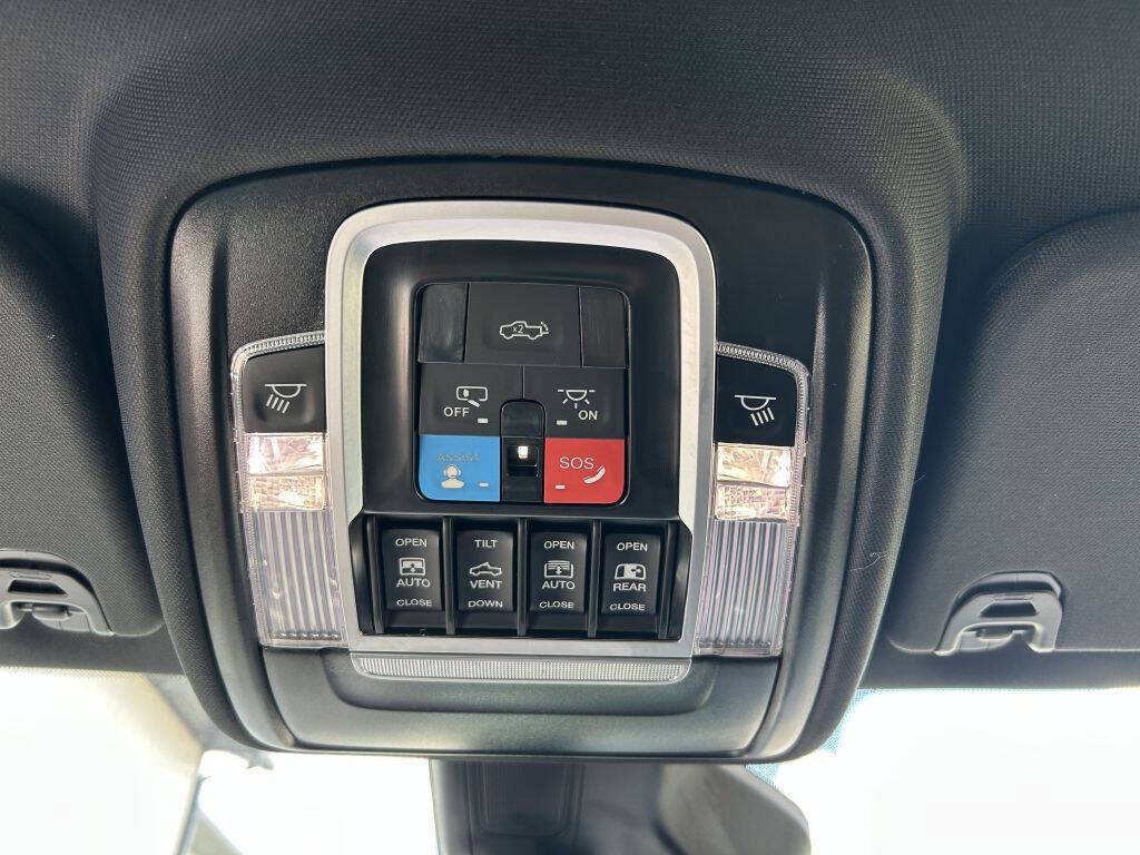 Used 2025 RAM 1500 Rebel w/ G/T Package AWD/4WD image 24