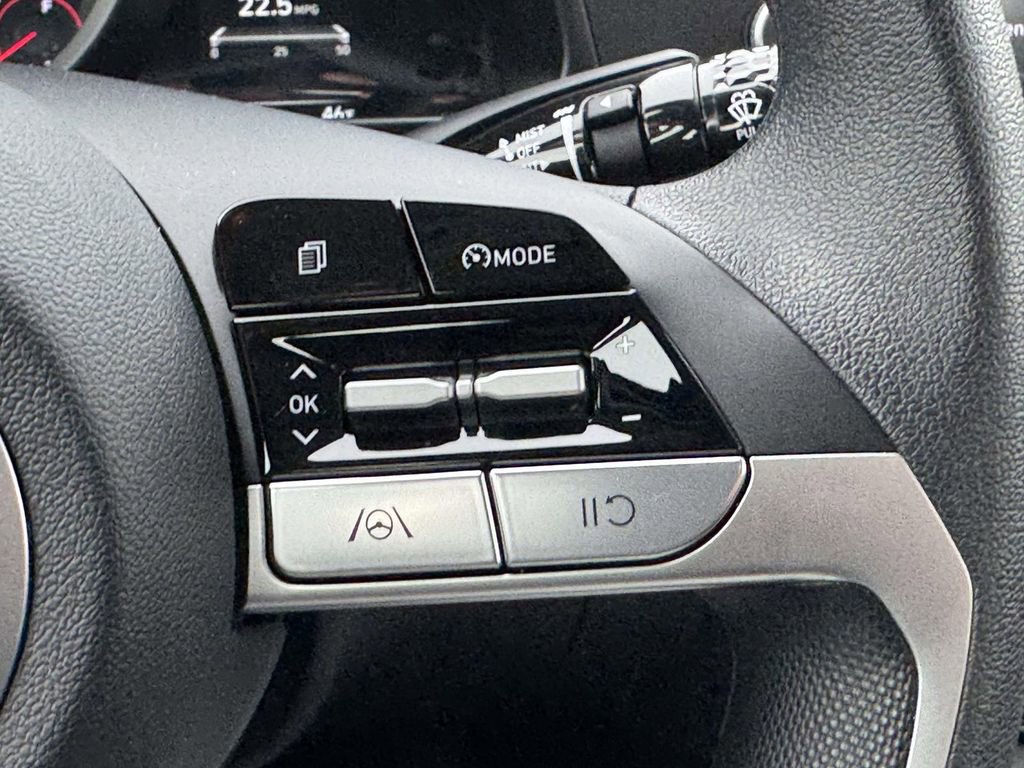 Certified 2023 Hyundai Elantra SEL image 19