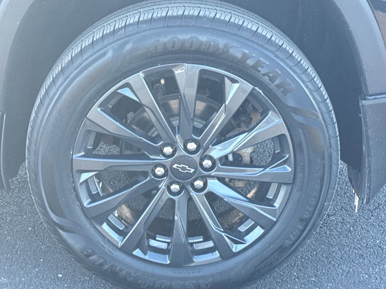 Used 2022 Chevrolet Traverse RS w/ LPO, Floor Liner Package image 11