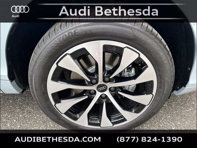 New 2026 Audi Q3 quattro 2.0T AWD/4WD image 9