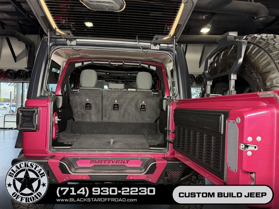 Used 2024 Jeep Wrangler Unlimited AWD/4WD image 24