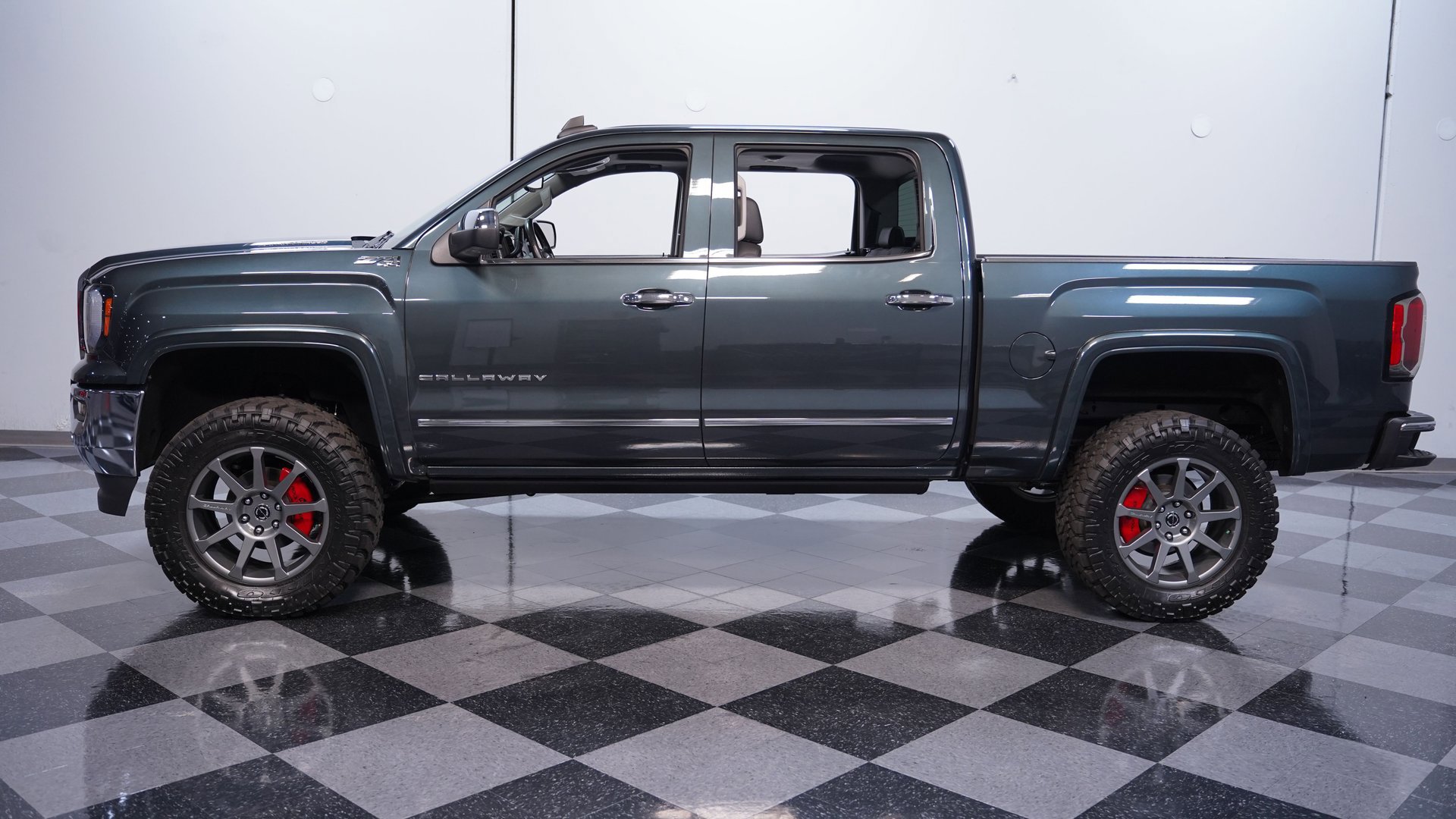 Used 2018 GMC Sierra 1500 SLT image 2