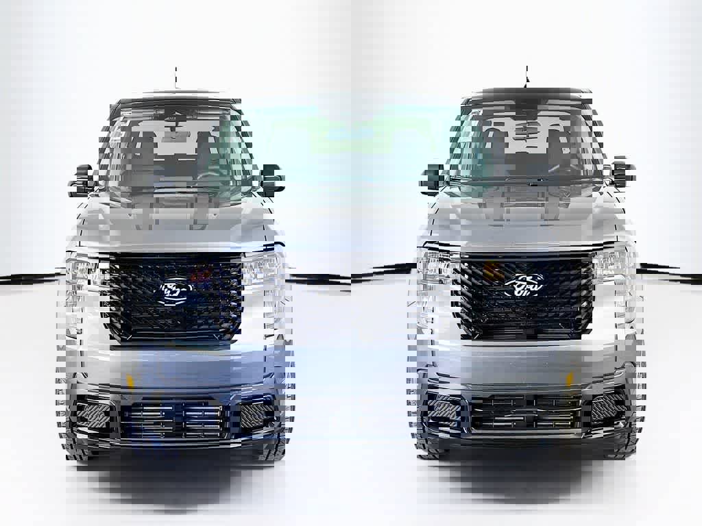 New 2025 Ford Maverick XLT w/ XLT Luxury Package image 6