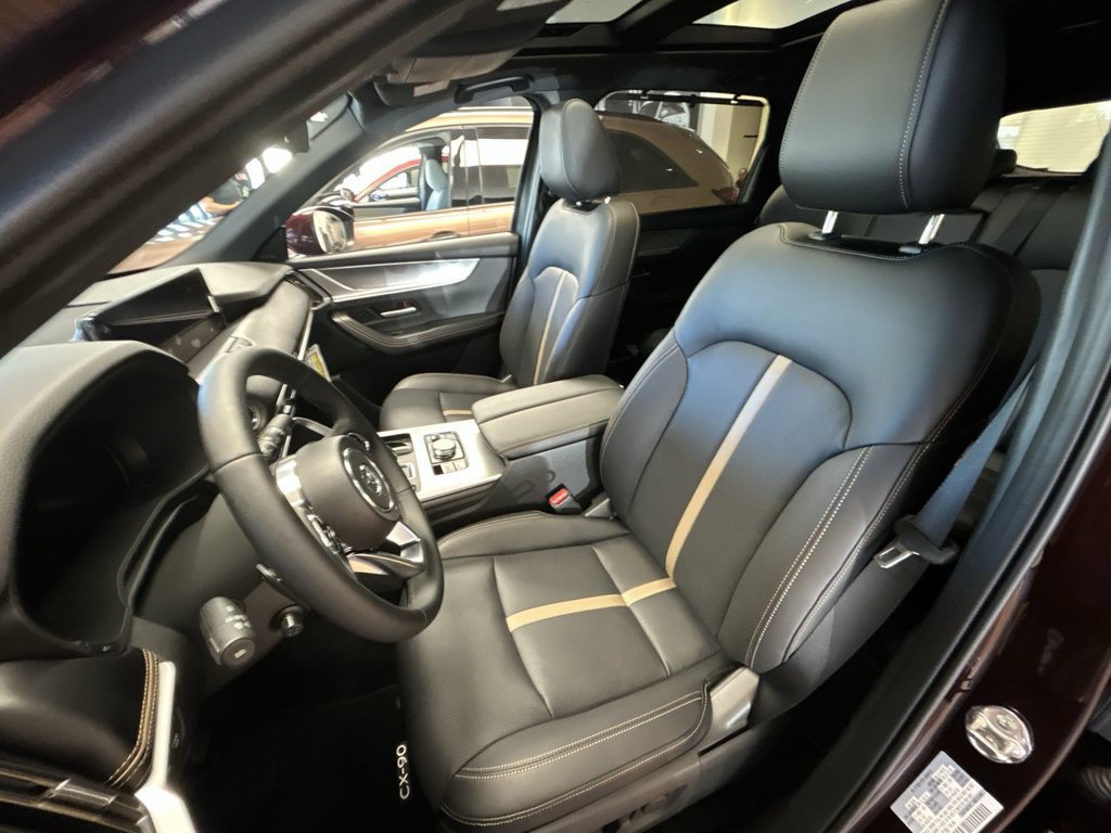 Certified 2025 MAZDA CX-90 3.3 Turbo S w/ Premium Package AWD/4WD image 11