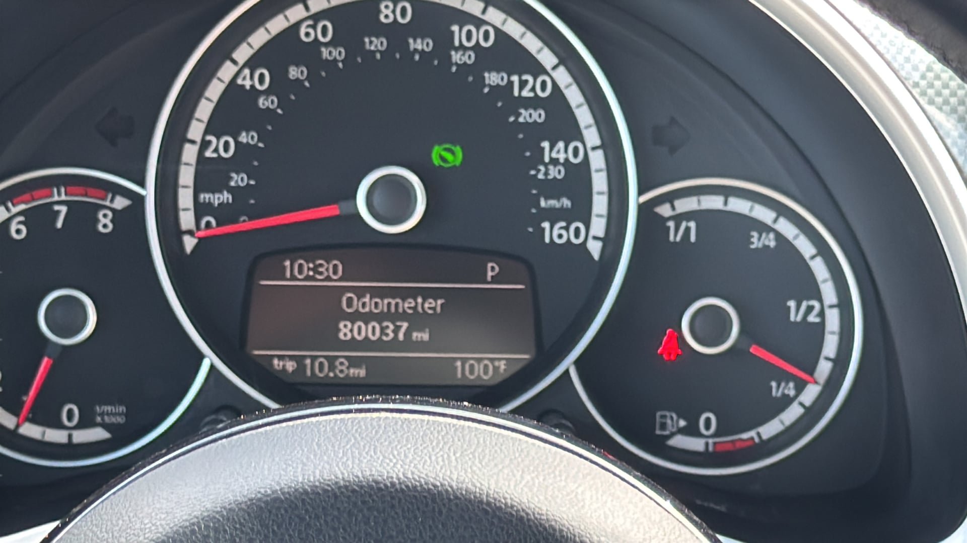 Used 2013 Volkswagen Beetle 2.0T FWD image 29