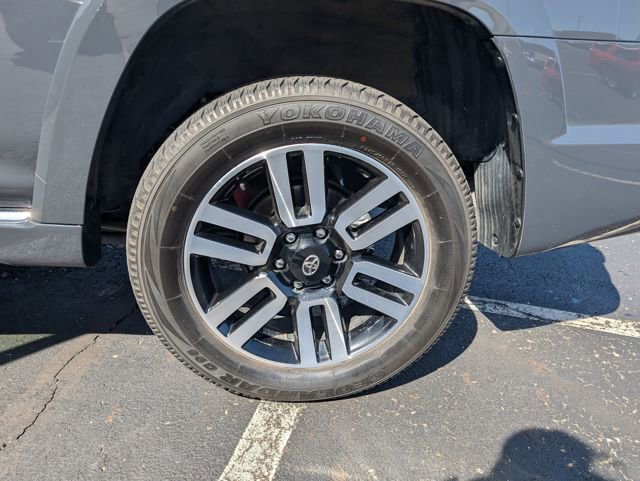 Used 2024 Toyota 4Runner Limited image 24