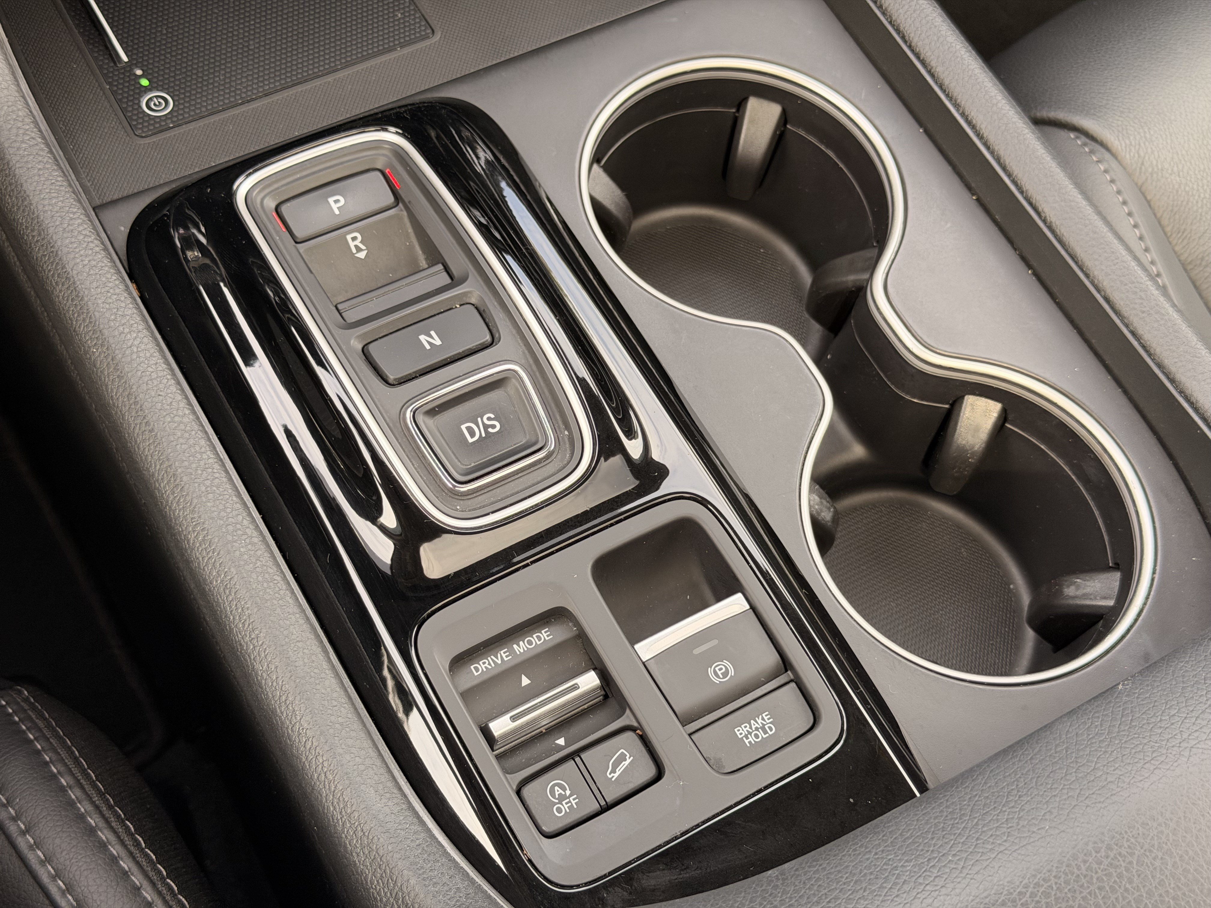 Used 2025 Honda Pilot Touring image 18