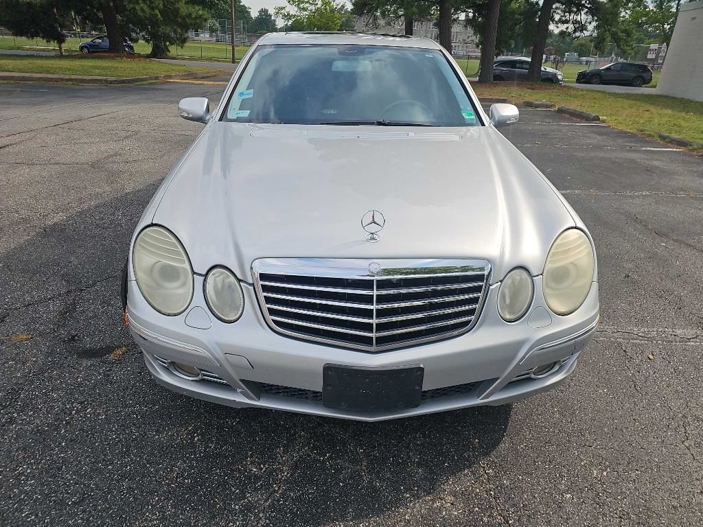 Used 2008 Mercedes-Benz E 550 Sedan image 23