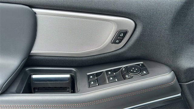 New 2025 Ford Expedition Max Active image 9