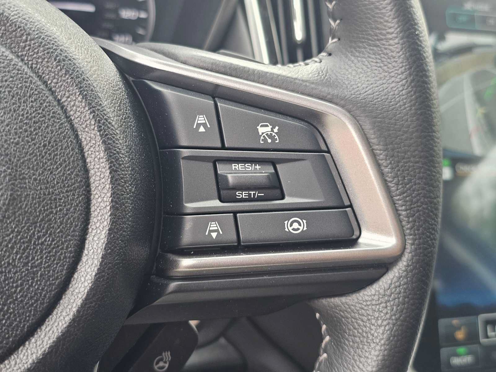 Certified 2024 Subaru Outback Limited AWD/4WD image 31