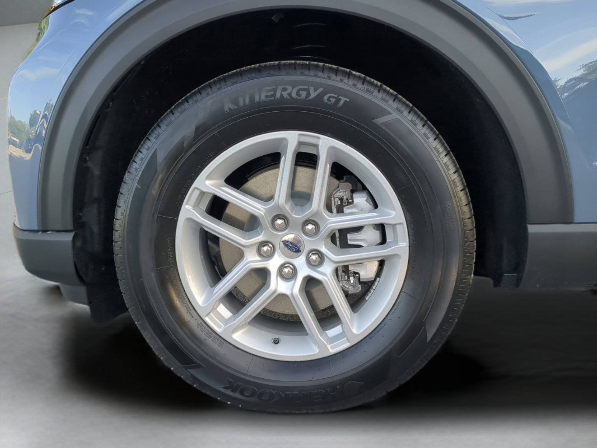 New 2026 Ford Explorer Active RWD image 72