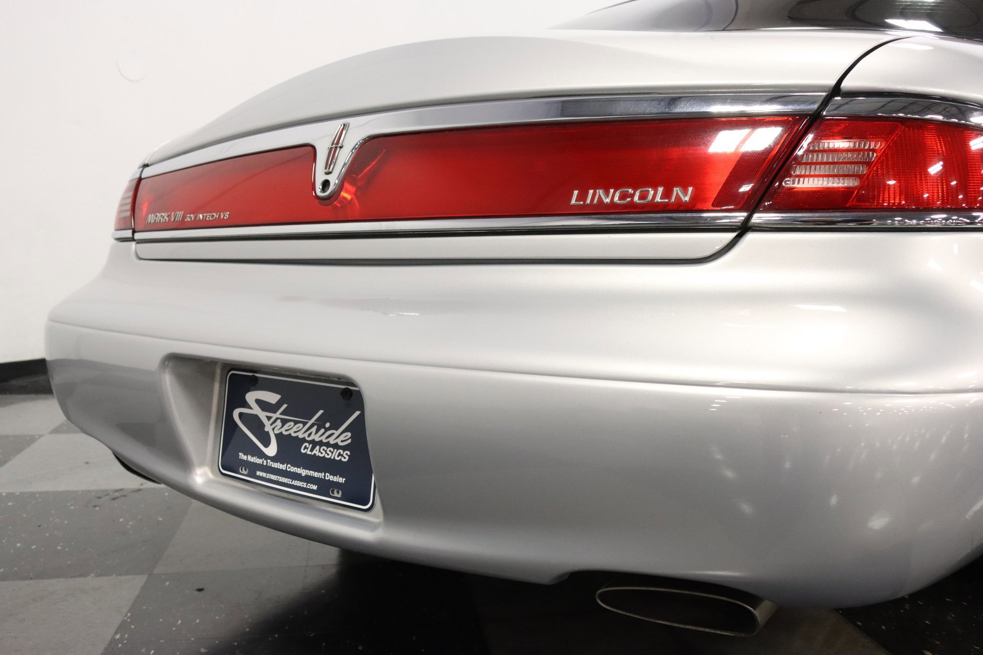 Used 1998 Lincoln Mark VIII image 32