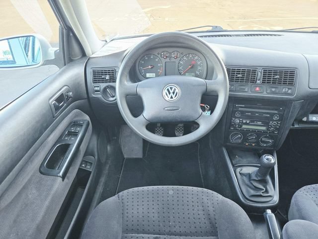 Used 2000 Volkswagen Golf GLS FWD image 8