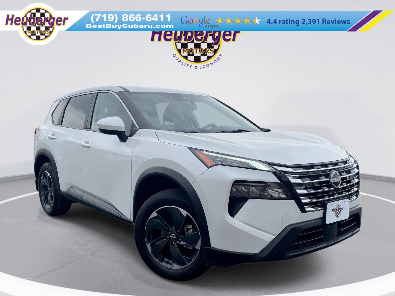 Used 2024 Nissan Rogue SV image 1