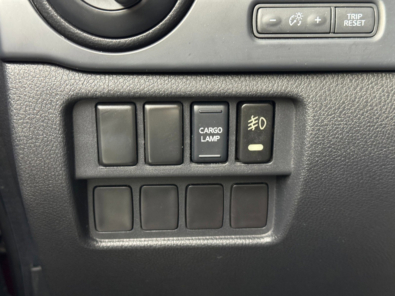 Used 2017 Nissan Titan S image 15