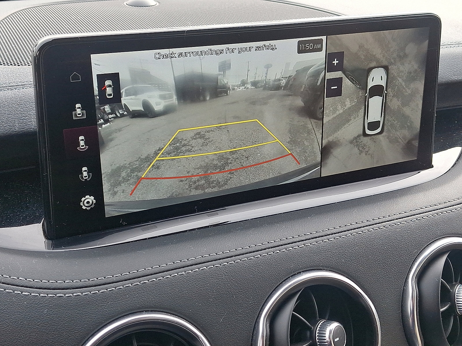 Used 2023 Kia Stinger GT2 image 19