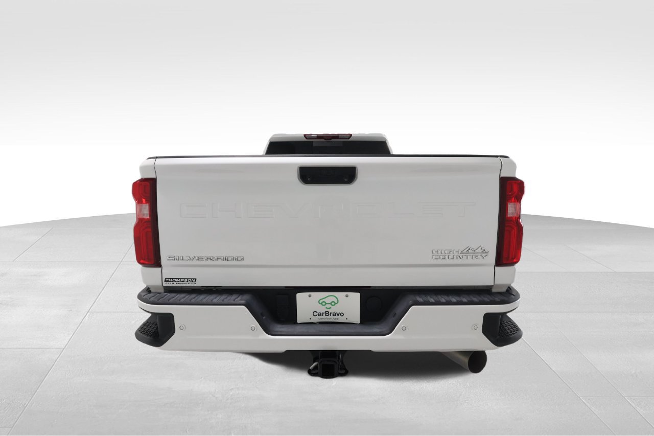 Certified 2022 Chevrolet Silverado 3500 High Country AWD/4WD image 3