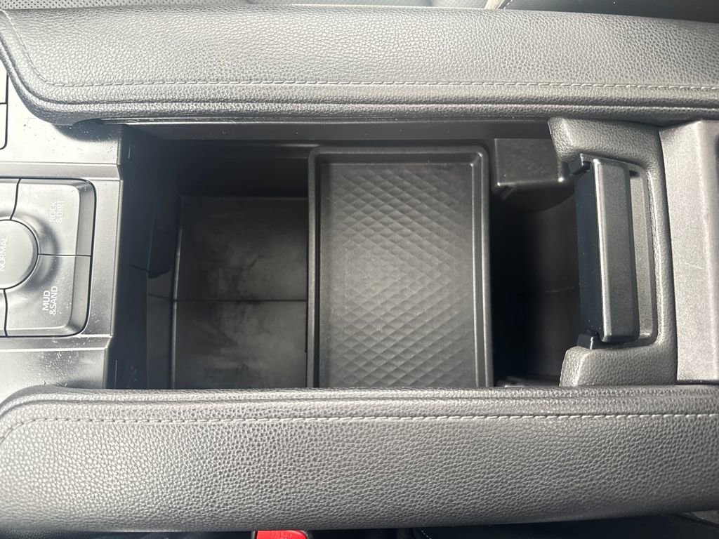 Used 2024 Toyota Grand Highlander Limited image 28