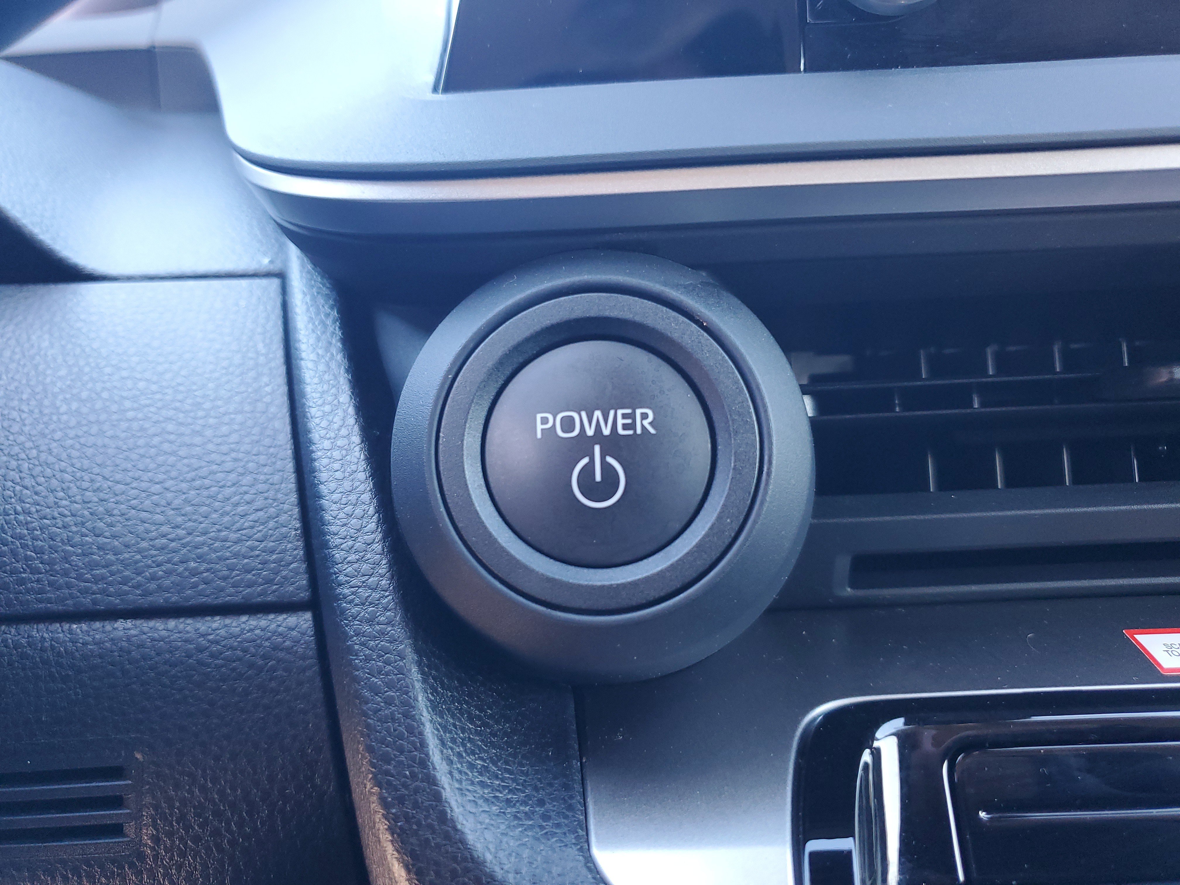 Used 2025 Toyota Prius LE image 17