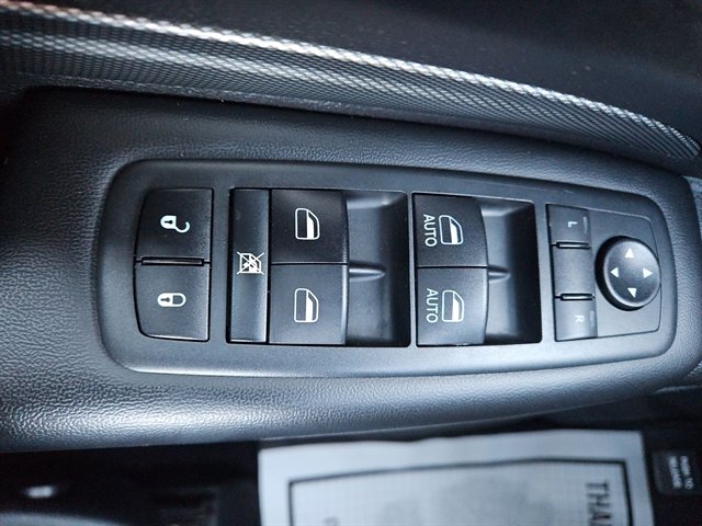 Used 2020 Dodge Durango GT image 39