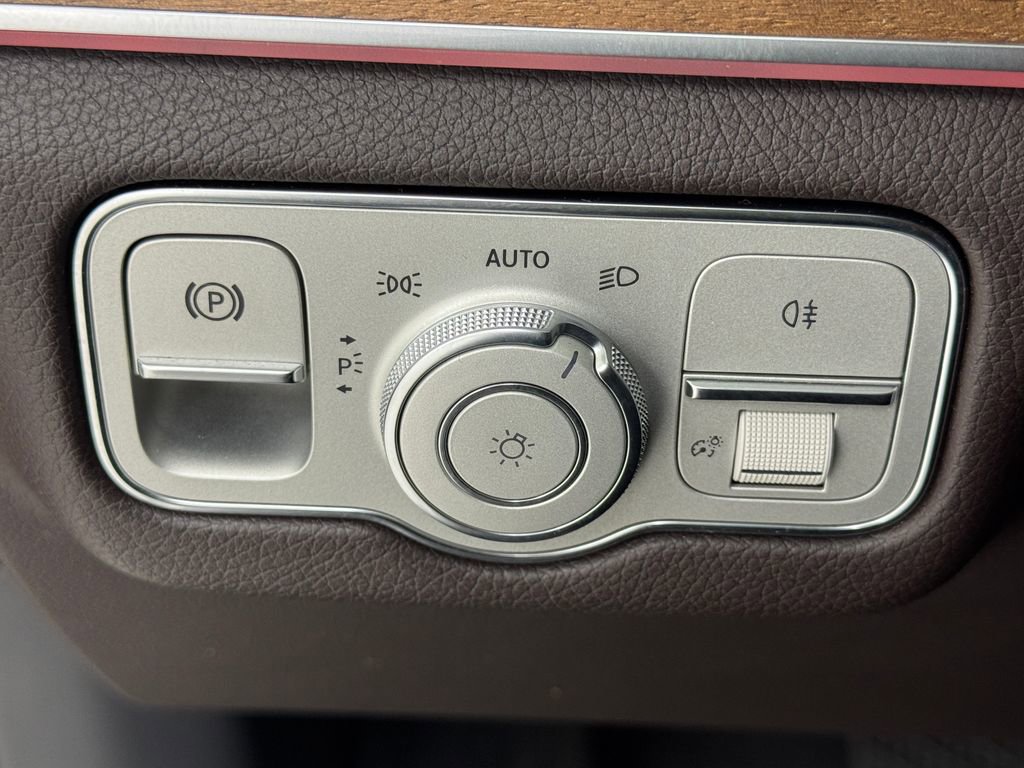 Used 2020 Mercedes-Benz GLE 350 4MATIC image 24