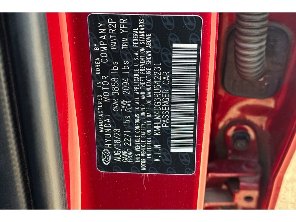 Used 2024 Hyundai Elantra SEL image 33