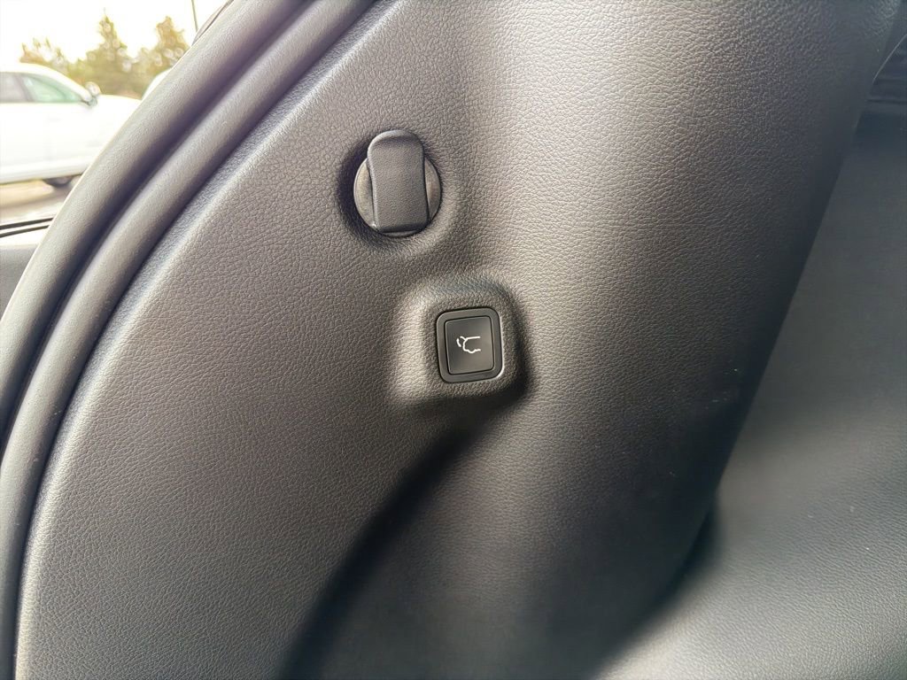 New 2026 Jeep Compass Limited image 31