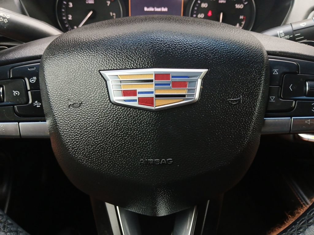 Used 2020 Cadillac CT4 Premium Luxury RWD image 5