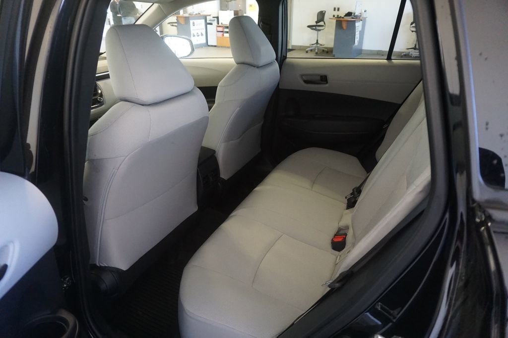Certified 2025 Toyota Corolla Cross LE AWD/4WD image 18