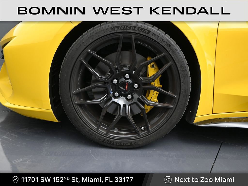 Used 2025 Chevrolet Corvette Z06 w/ Stealth Interior Trim Package image 9