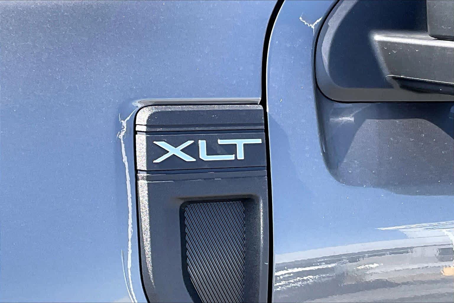 New 2026 Ford Maverick XLT w/ XLT Luxury Package FWD image 14