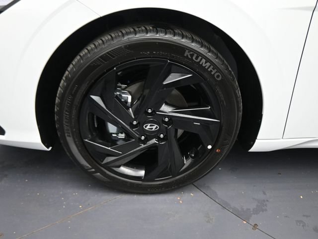 Certified 2026 Hyundai Elantra Sport FWD image 21