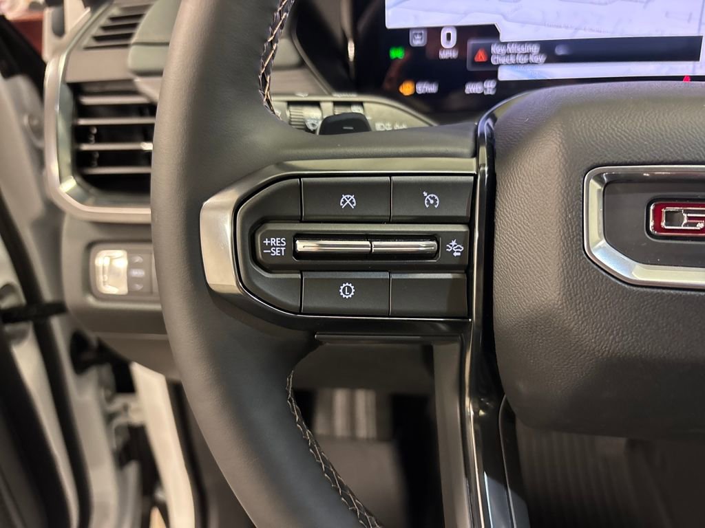 New 2026 GMC Acadia AT4 w/ LPO, Floor Liner Package AWD/4WD image 30