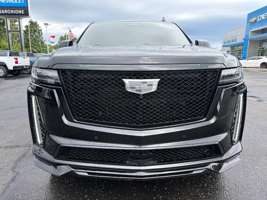 Used 2024 Cadillac Escalade V w/ LPO, ONYX Package AWD/4WD image 46