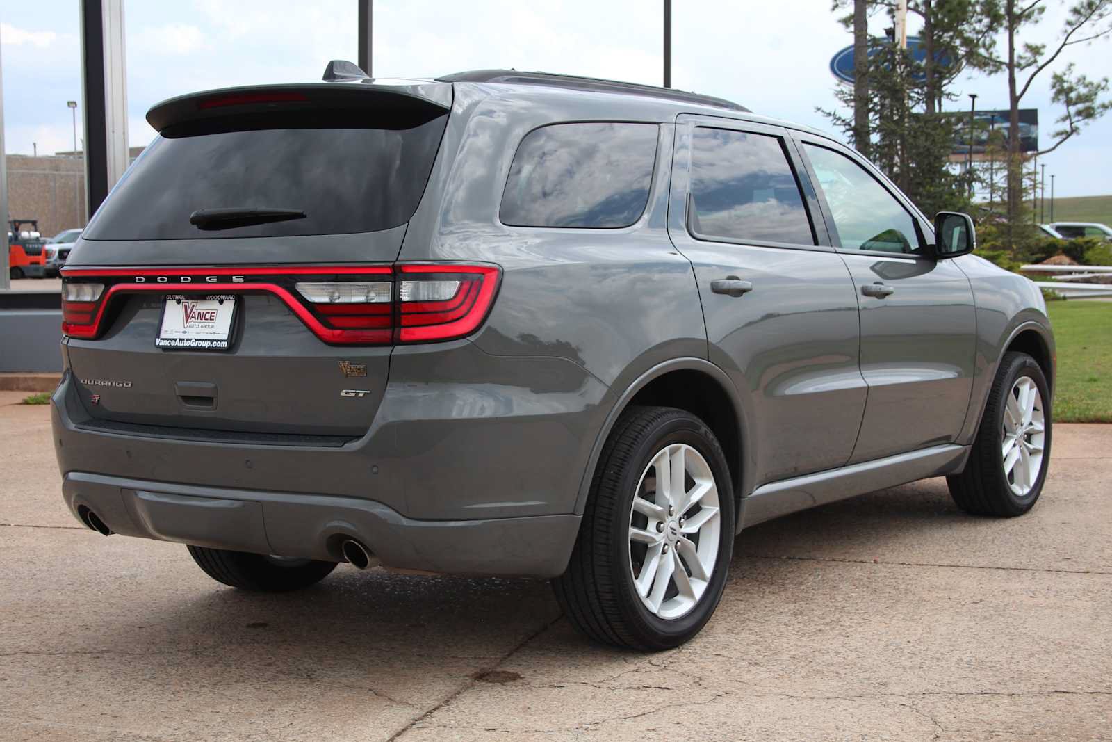 Used 2025 Dodge Durango GT AWD/4WD image 13