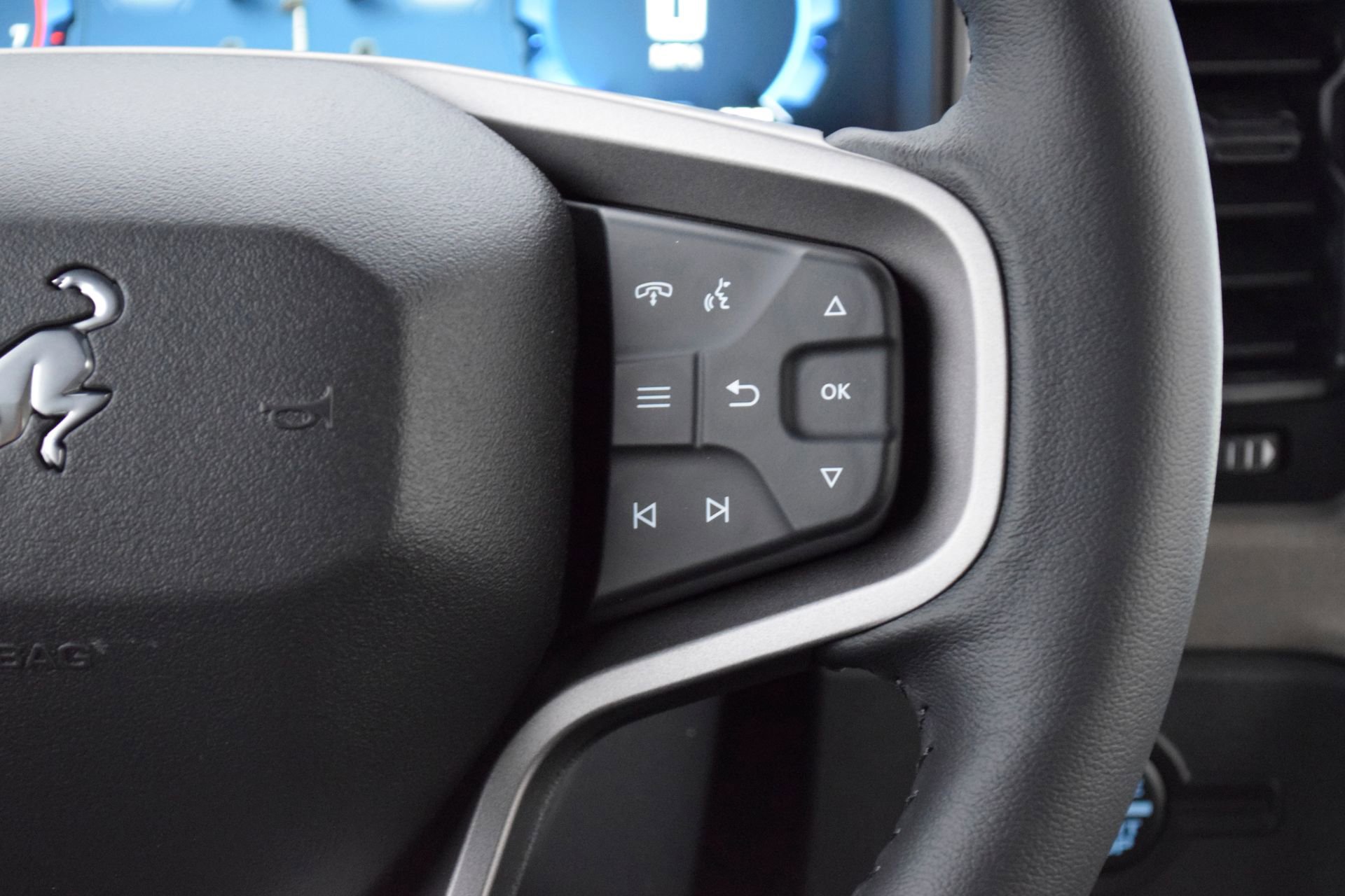 New 2026 Ford Bronco Outer Banks image 10