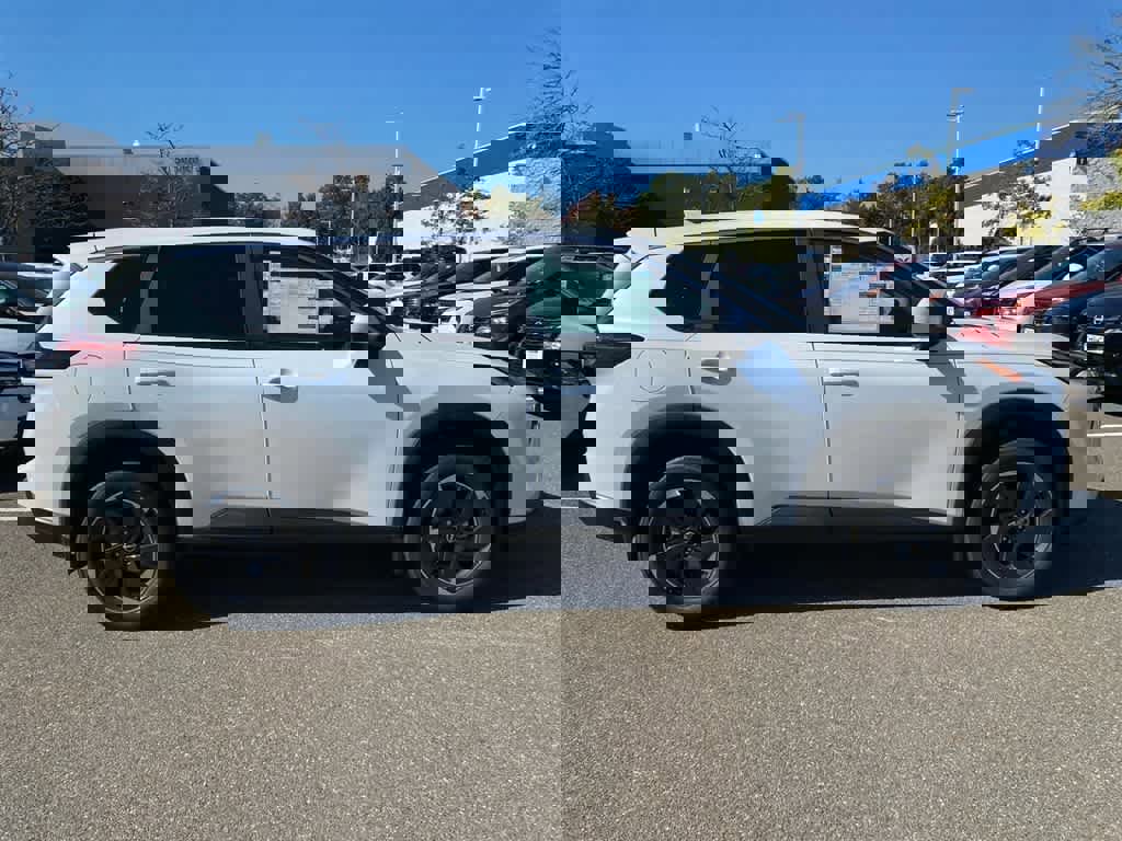 New 2026 Nissan Rogue SV image 8