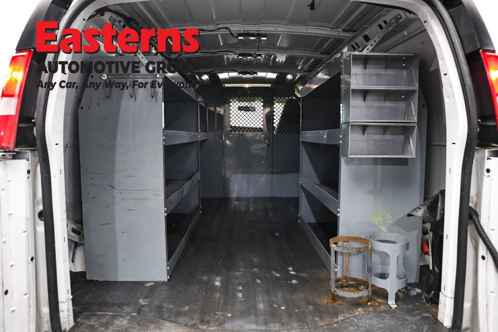 Used 2020 GMC Savana 3500 w/ Driver Convenience Package RWD image 9