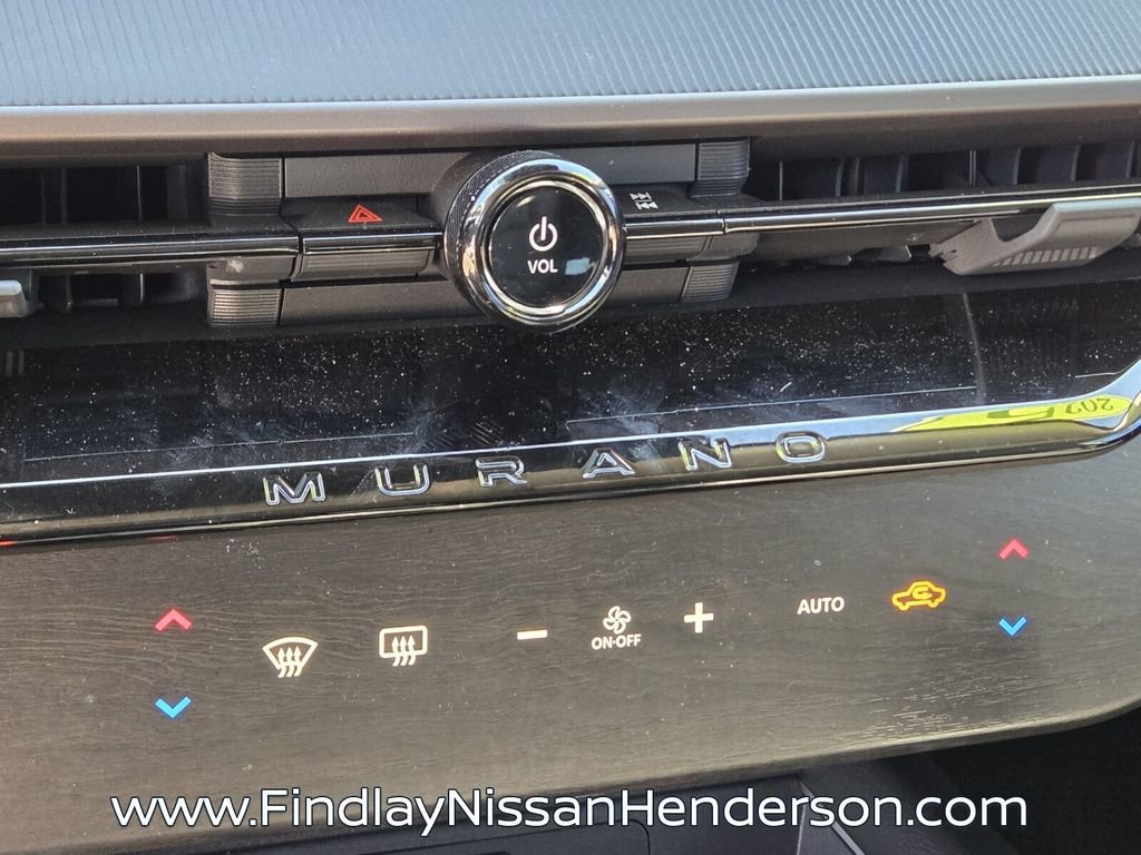 Used 2025 Nissan Murano SV image 25