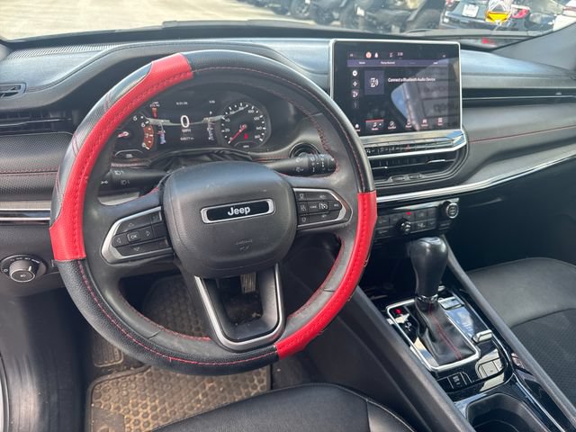 Used 2024 Jeep Compass Trailhawk AWD/4WD image 11