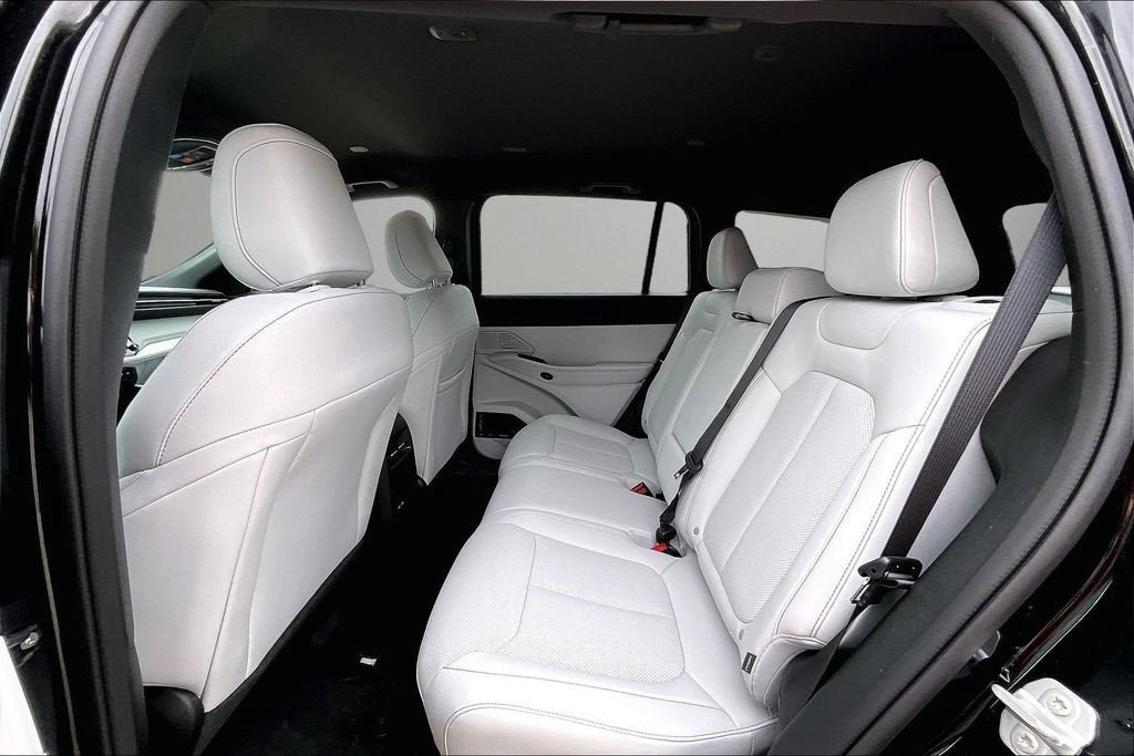 New 2026 Jeep Cherokee Limited AWD/4WD image 12