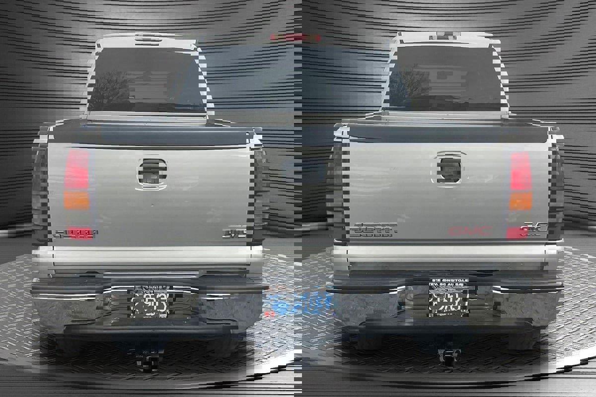 Used 2005 GMC Sierra 1500 SLT w/ Light Duty Power Package image 5