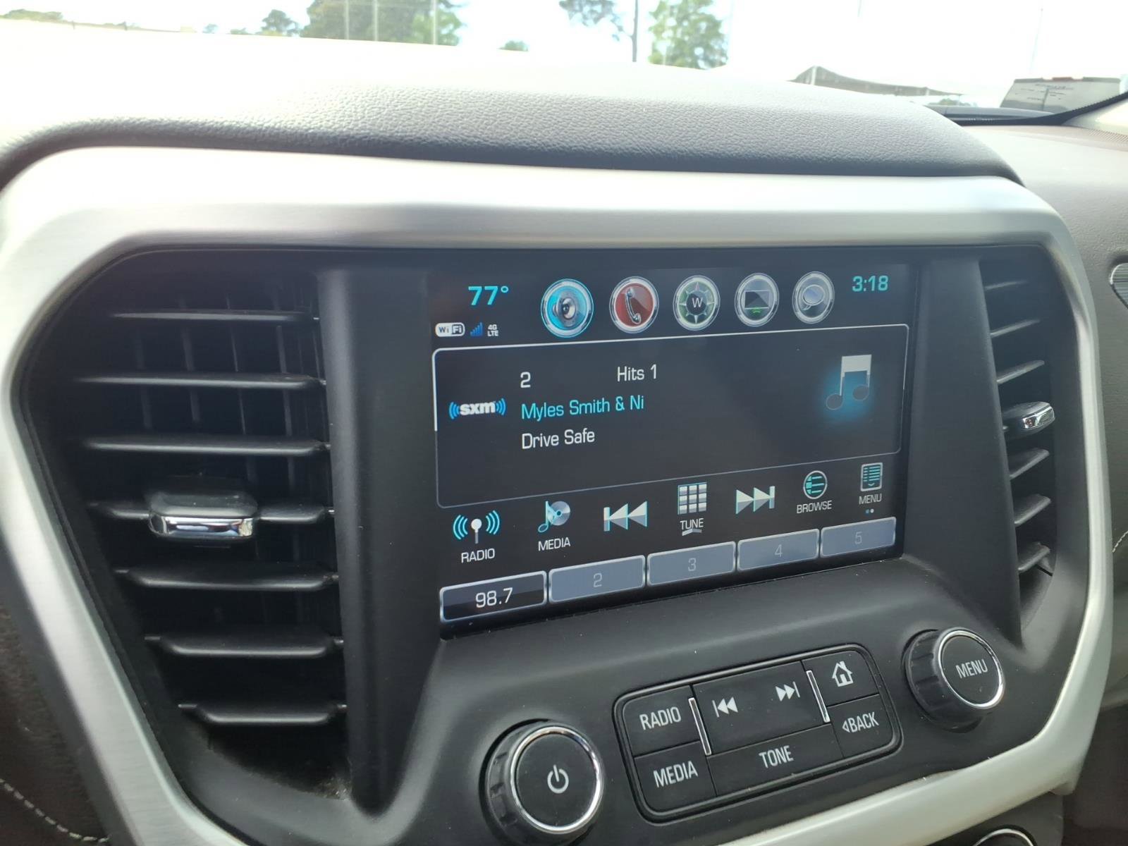 Used 2019 GMC Acadia SLT w/ LPO, Floor Liner Package image 14